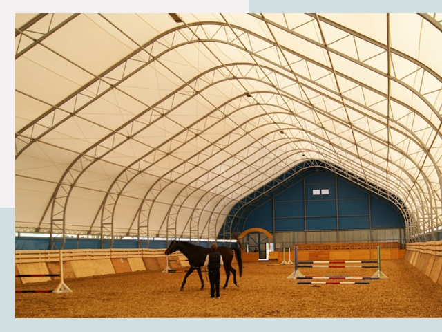 Строительство конных манежей в Обнинске